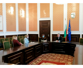 Граждани потърсиха съдействие по различни въпроси в приемния ден на кмета Стефан Радев и неговите заместници   